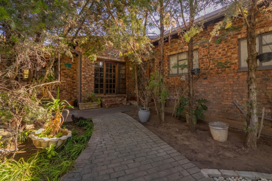 3 Bedroom Property for Sale in Tuinhof Free State